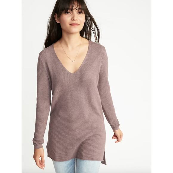 Old Navy Textured V-Neck Tunic Sweater Size Medium Casual Layers Effortless - Picture 1 of 8